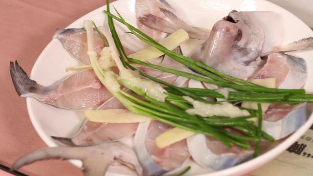 制服一条30年都吃不腻的清蒸鲳鱼，只需要一家米其林必比登餐厅