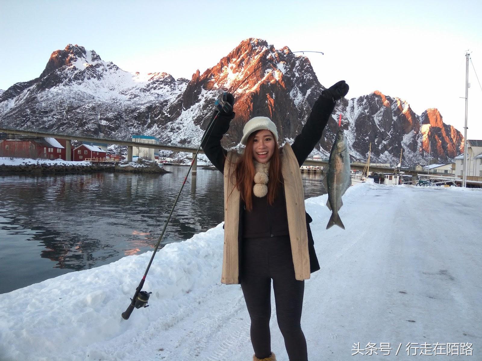 渔民：在全球物价最高的国家，为孩子花700万在岛上建足球场