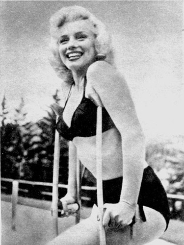 那些因为拍戏而受伤的演员,因拍戏而受伤的明星们