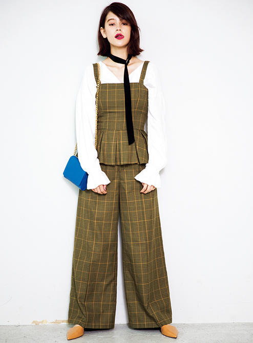 丝绒休闲套装搭配什么外套,丝绒套装两件套怎么搭配