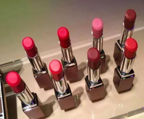 大牌2018彩妆新品已经上架，抢购攻略我已经帮你做好