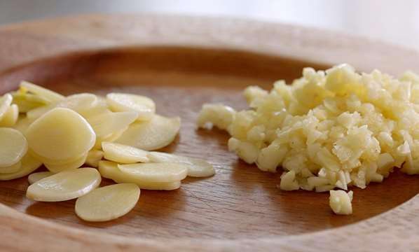 冻疮让整个手指都肿了,冻疮已经溃烂怎么快速治疗