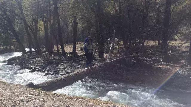 乌孙古道天堂湖在琼库什台吗,乌孙古道天堂湖到黑英山多远