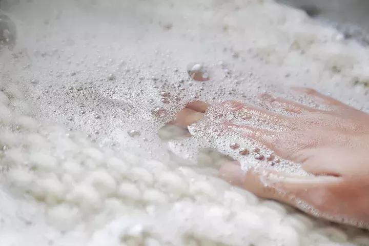 冬天的衣服怎样收拾才最好,冬季衣物小技巧