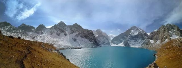 乌孙古道天堂湖在琼库什台吗,乌孙古道天堂湖到黑英山多远