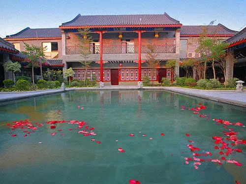 这些古村落居然藏着温泉？趁着降温，不妨来一次古村“泡汤”，感受写意人生！