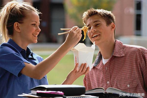 被爱的人有恃无恐歌词,被爱的人有恃无恐下一句歌词