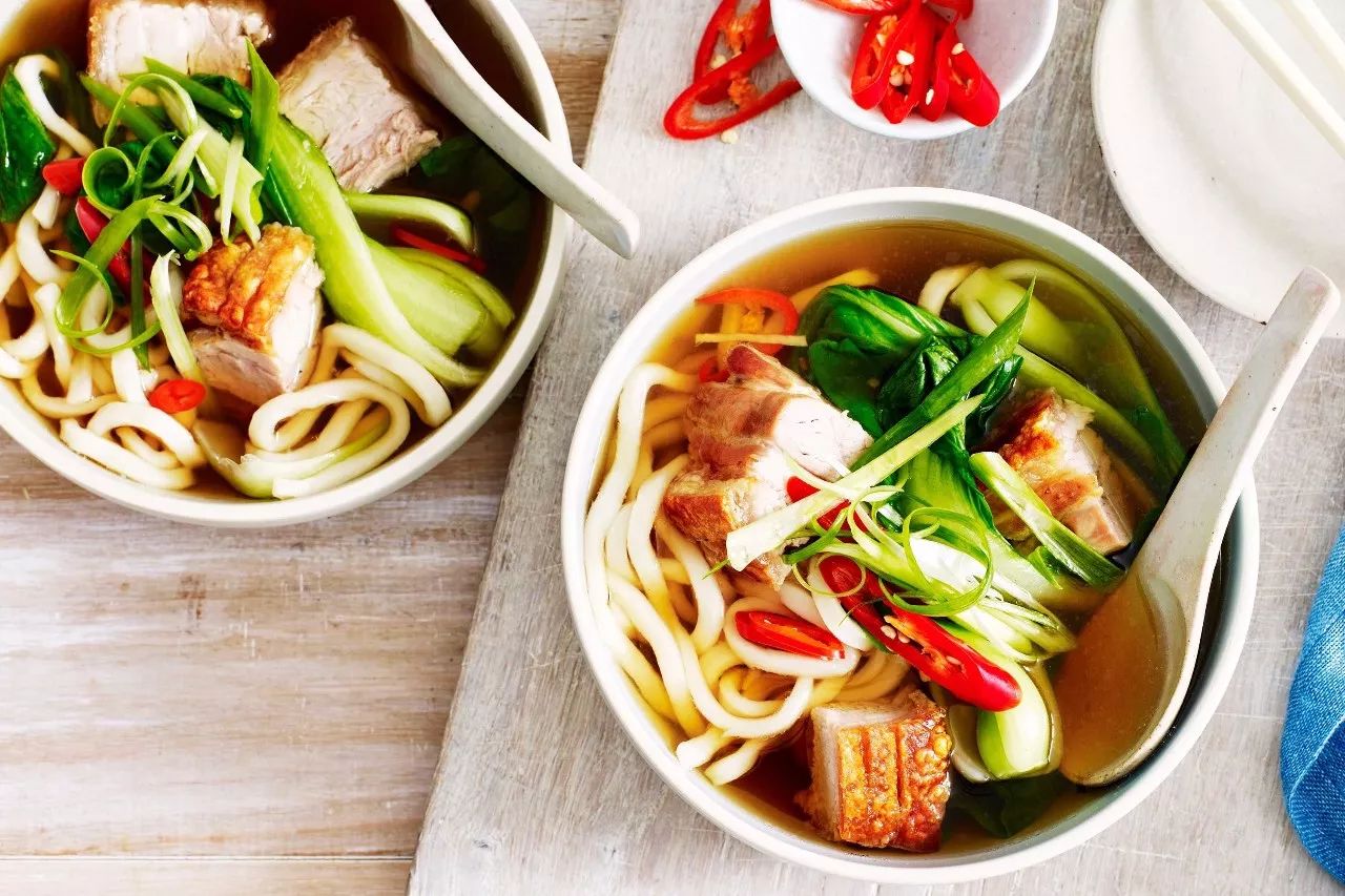 冬季寒冷期间吃什么好一点,天气冷了记得吃点暖胃的食物