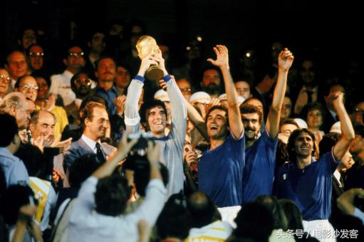 晋级世界杯的球队阿迪达斯,阿迪达斯与耐克的世界杯对决