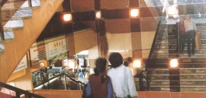 30年前沈阳老照片中街,沈阳市80年代的老照片