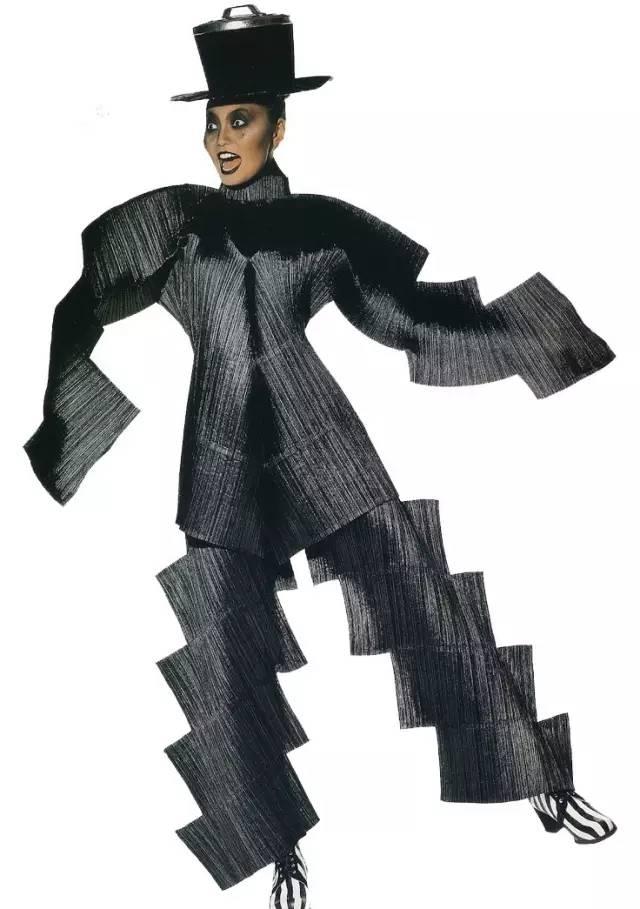 三宅一生IsseyMiyake:连周董妈妈叶惠美都着迷的世界品牌