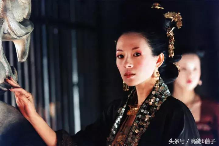 巩俐章子怡都属于什么脸型,巩俐和章子怡素颜谁更漂亮