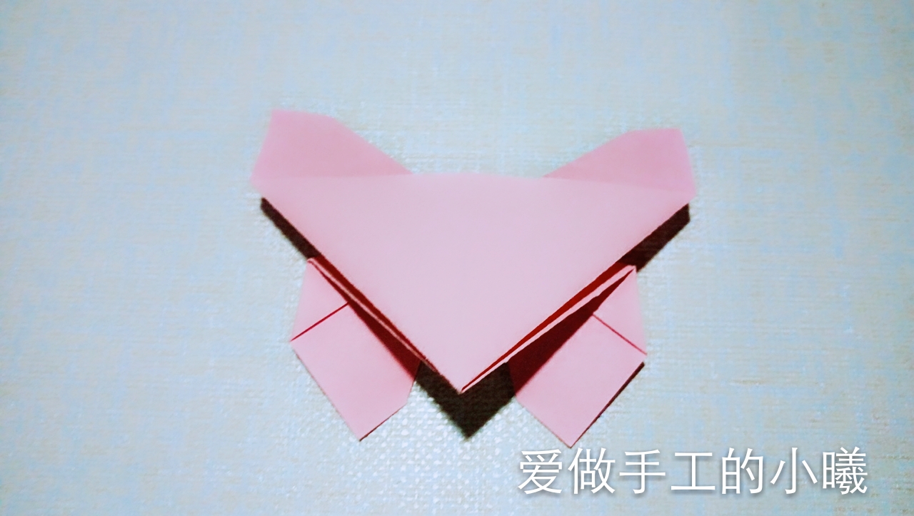 正方形纸折纸视频折蝴蝶书签,用糖纸蝴蝶书签折法