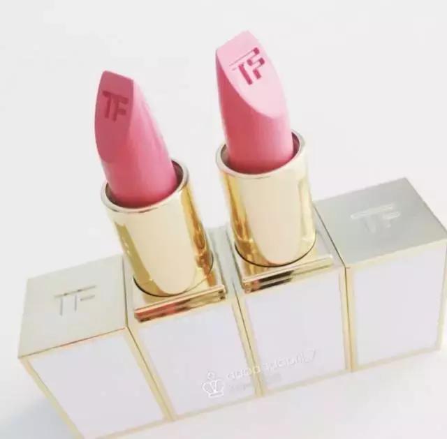 akfm系列哪支口红最好看,第一次买口红买几支