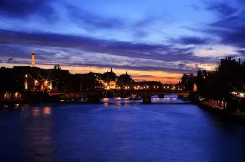 聆听｜吴喜彬：《宿命里的河》——诵读：以琳