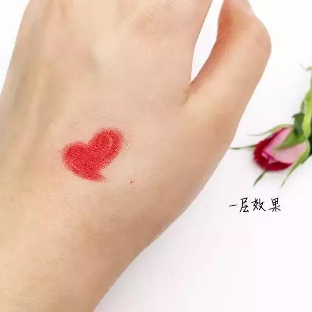 akfm系列哪支口红最好看,第一次买口红买几支