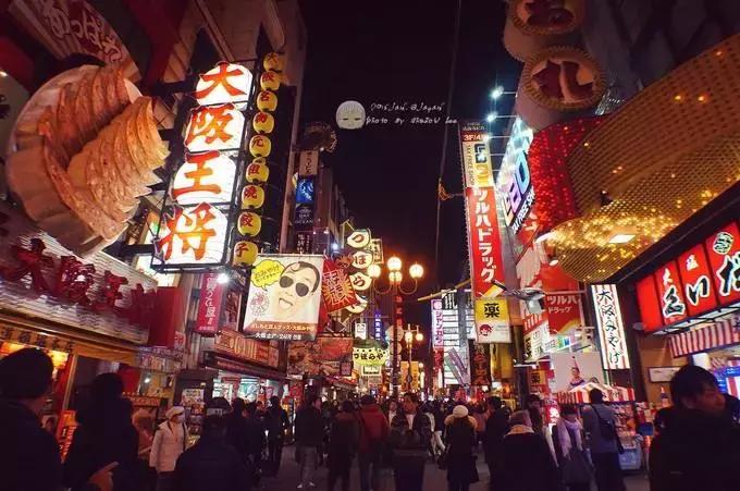 上海日月光购物中心新闻,魔都20个超大地标开业