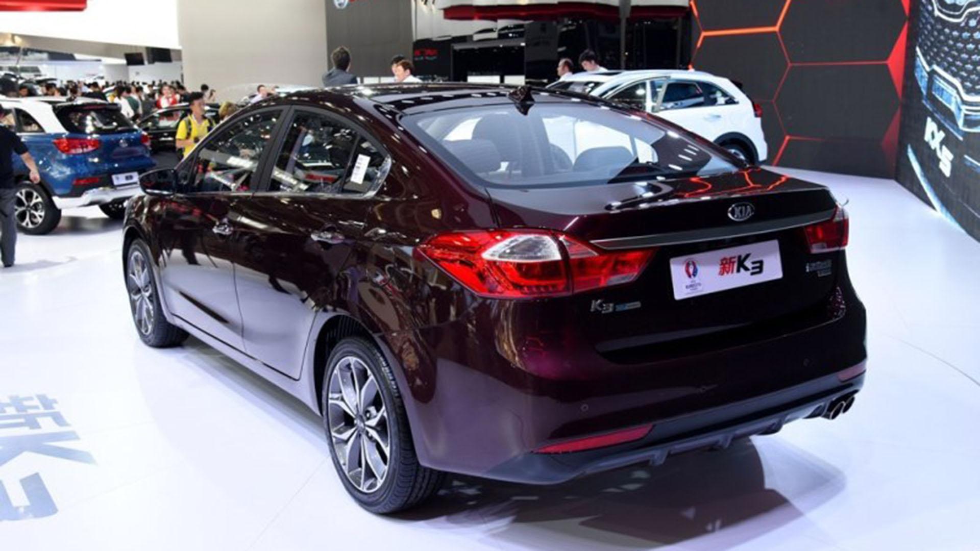 起亚k3和凌派哪个好,新家用车