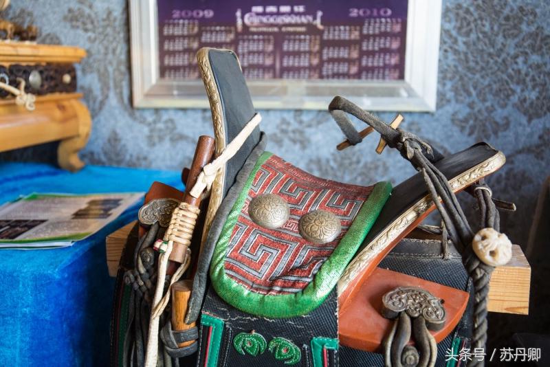 镶黄旗木雕,真骨雕是什么动物的骨头