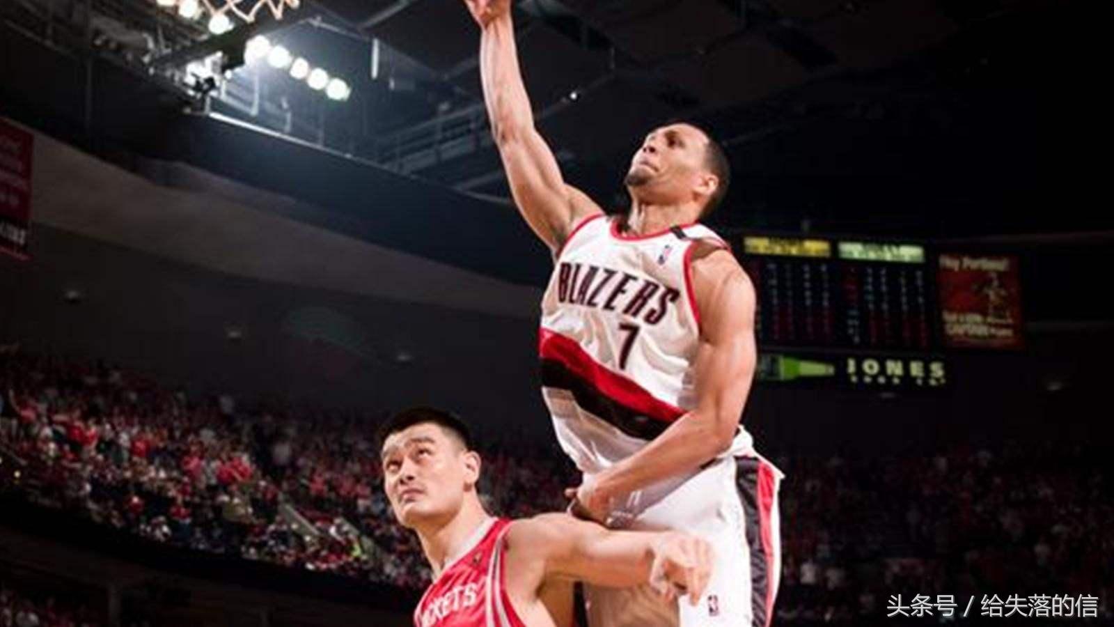 罗伊—未能接班科比的“黄曼巴”,双腿都失去半月板却仍在飞翔