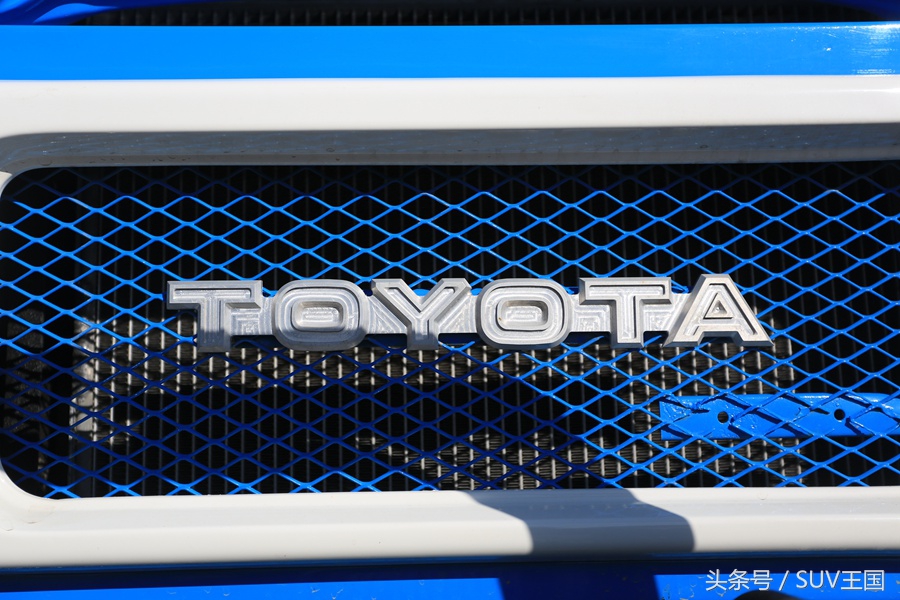 fj越野车有哪几款,丰田硬派越野fj第一代