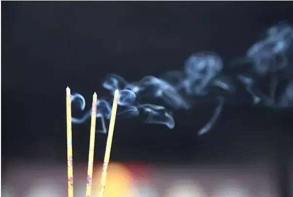 人死后守夜为什么香不能灭,人死后守灵什么意思