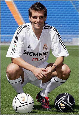 是伤病困扰了他们！如果这十一个玻璃人联手能横扫足坛吗？