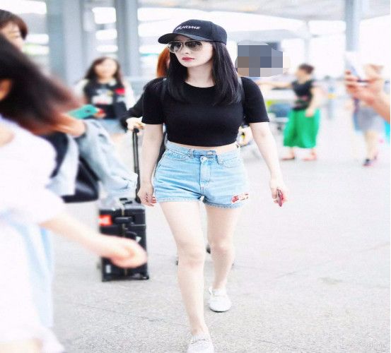 杨幂穿校服,评价杨幂带货