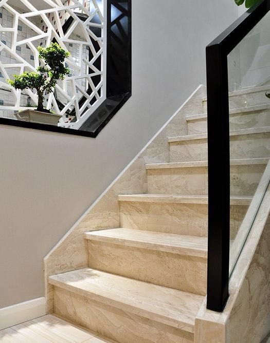 一楼有楼梯的房子怎么装修,40平方公寓楼中楼楼梯款式