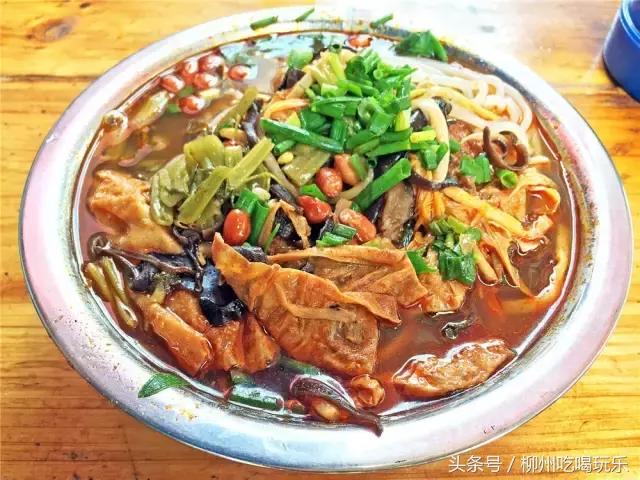 柳州哪里的螺蛳粉最正宗最好吃,柳州最老牌正宗的螺蛳粉