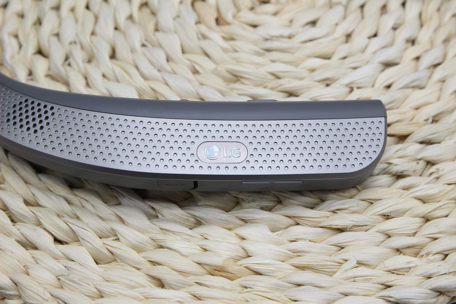 感受身临其境的音效索尼htz9f音响,lghbsw120蓝牙耳机