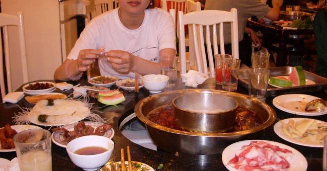 川王府餐厅,曾经的成都大白鲨海鲜自助餐厅