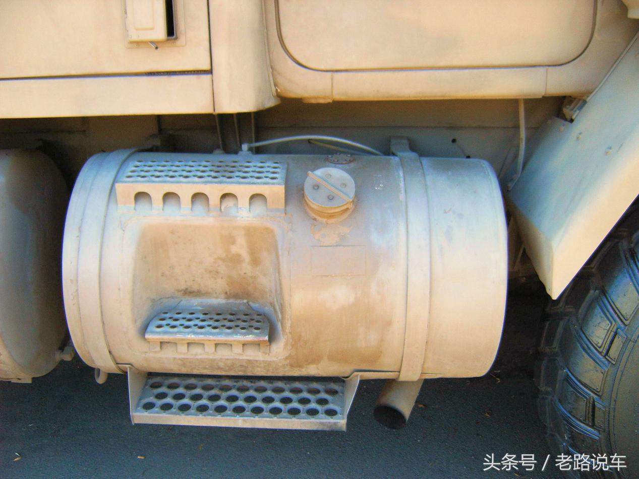 道路救援清障车大平板,道路清障车军用