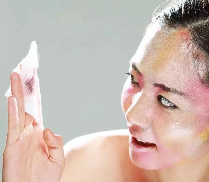 范冰冰带妆睡觉被骂！你也在做相同的事吗？