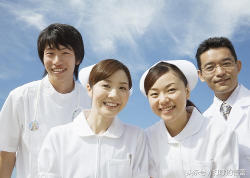 蕾姐说的有道理,劝人学医天打雷劈下一句