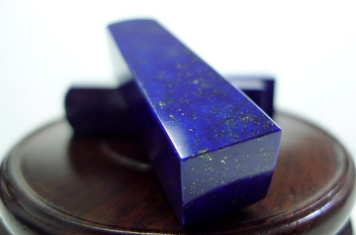 青金级青金石价格,帝王青金石如何鉴定