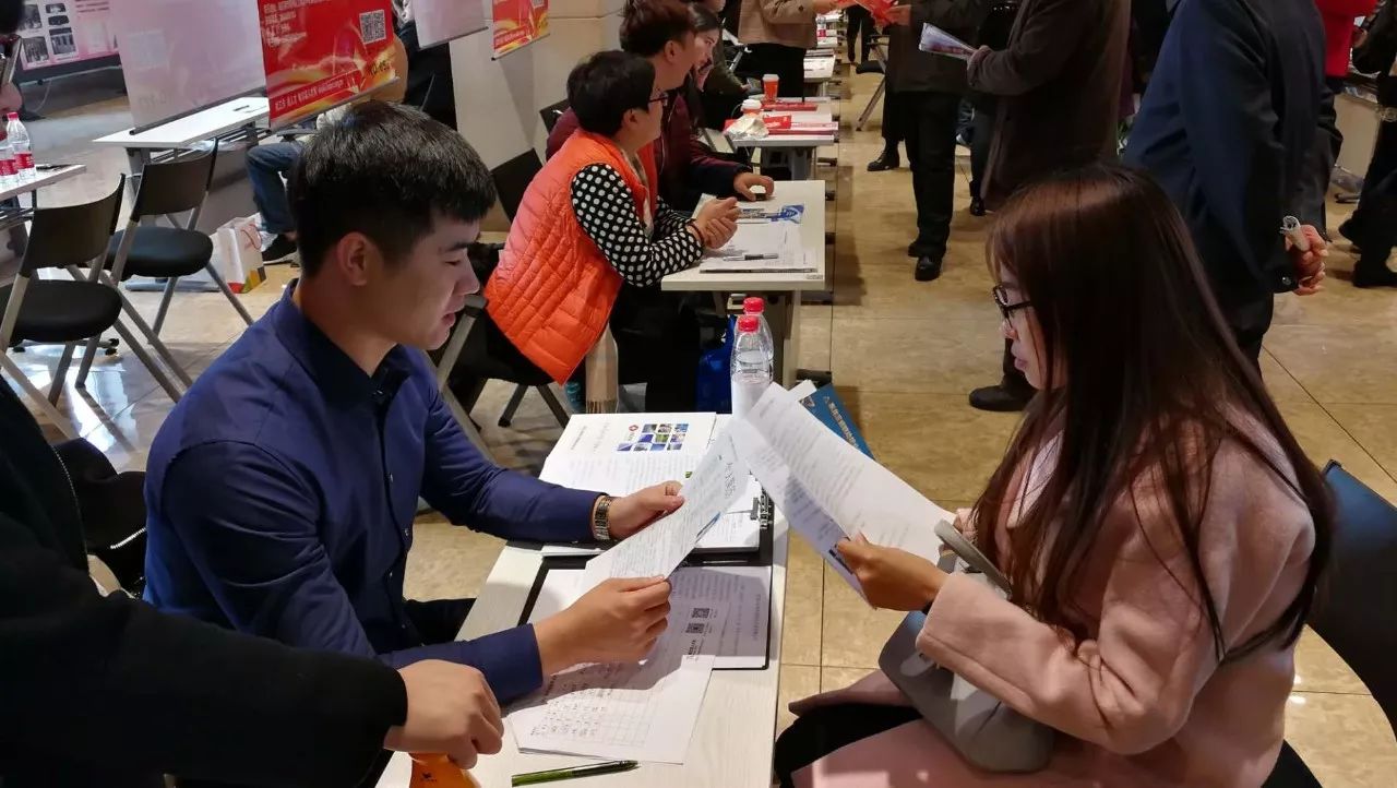 秋季招聘会2023时间表及地点,本月三场招聘会300余家优质企业