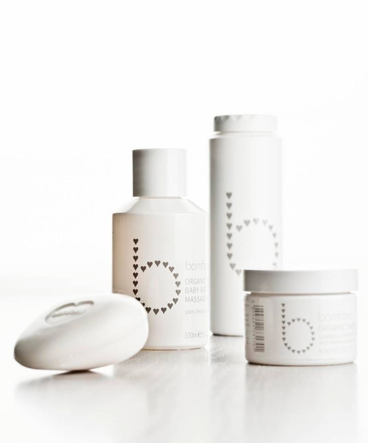 好痒啊！我除了能给你一个痒痒挠，还能给你一瓶身体乳！