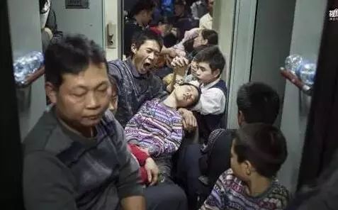 抢购火车票怎么抢成功率高,春节的火车票抢票流程如何购票