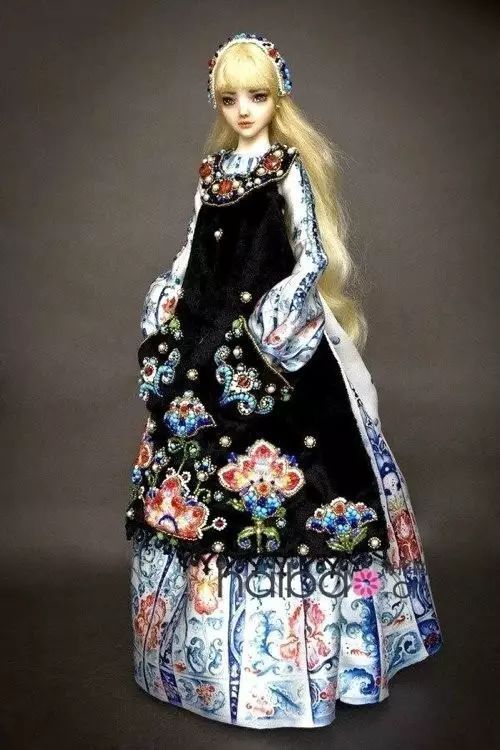 李晨送给范冰冰的200万娃娃，其实并不贵！