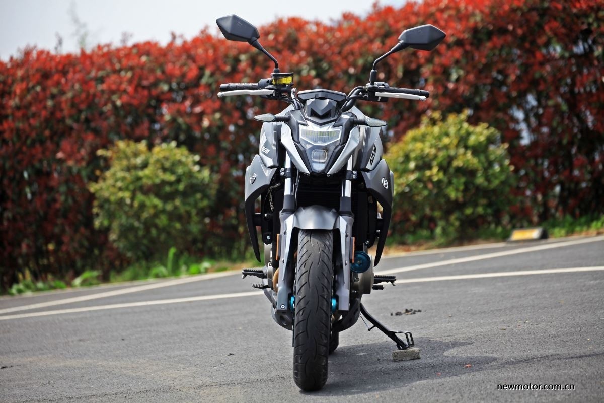 春风400nk实测最高时速是多少,春风400nk详细测评