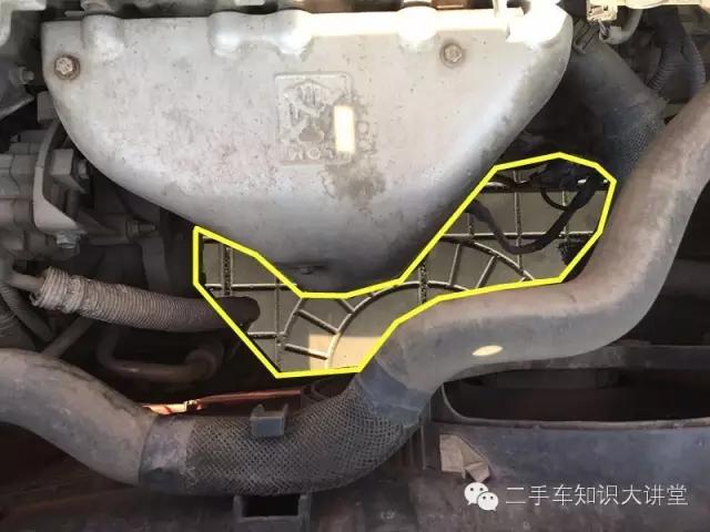 惊悚！租车旅行，竟然租到事故车，居然连机舱、底盘都撞过！