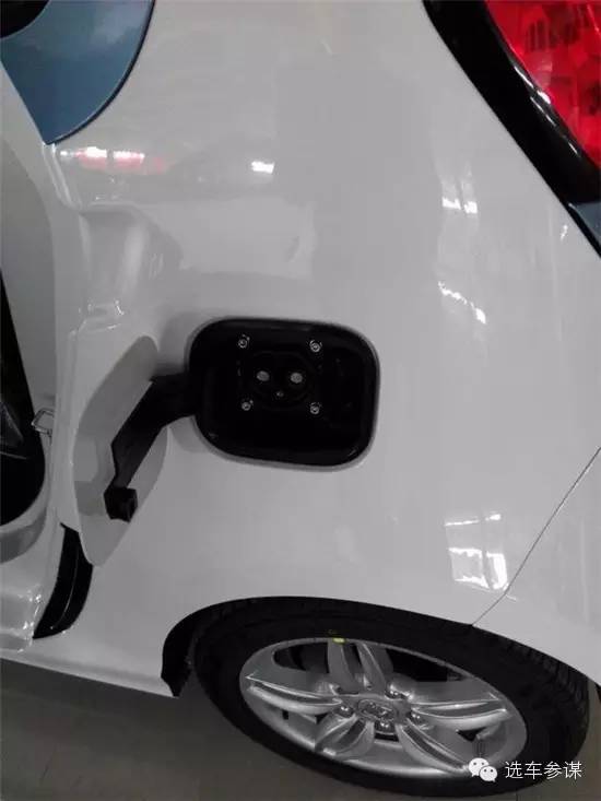 众泰电动车e30和e200,芝麻e30众泰e200