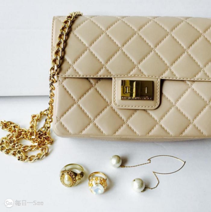 超级百搭的百元包包,超实用大牌包