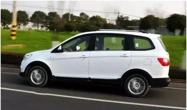 开瑞k50爬坡感受,踩上风火轮