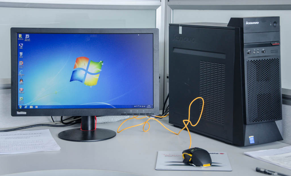 贱驴绝尘鼠标评测,贱驴325s是光电鼠标吗