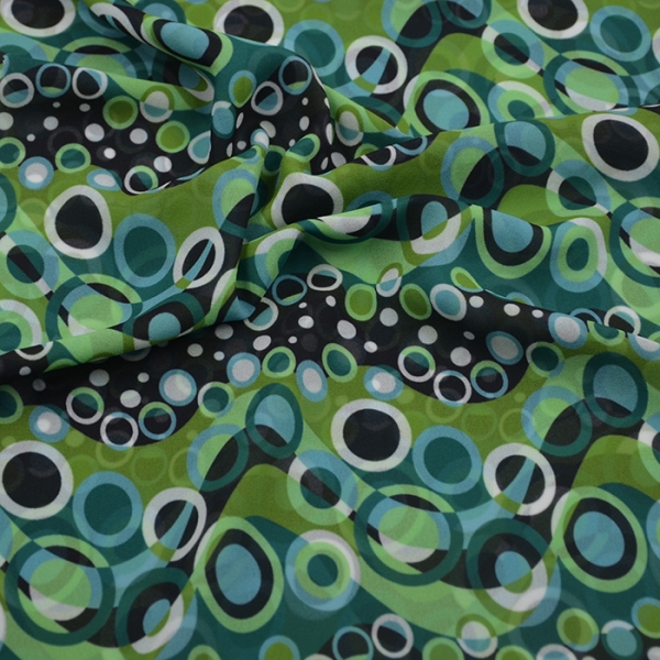 影响服装廓形的重要部位,影响服装颜色的因素