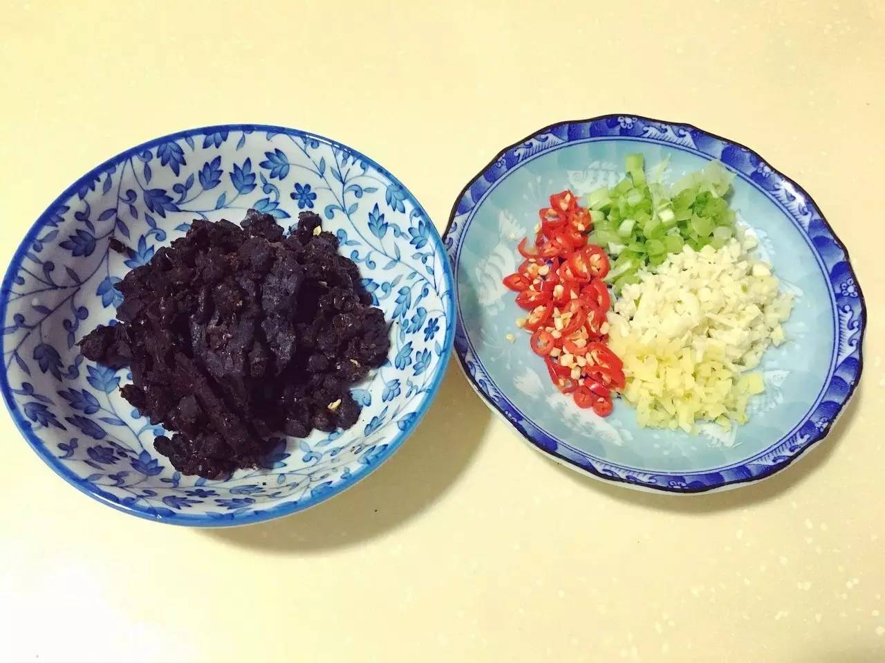 任任食堂|一荤一世界一素一菩提