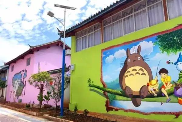 丽江惊现国内第一个彩色村!美的太不像话,像童话!