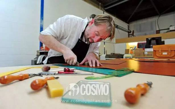 奢侈品包便宜的需要多少钱,奢侈品提高10倍价格